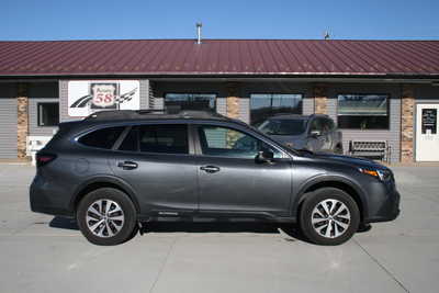 2021 Subaru Outback, $22995. Photo 2