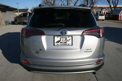 2017 Toyota RAV4, $19495. Photo 4