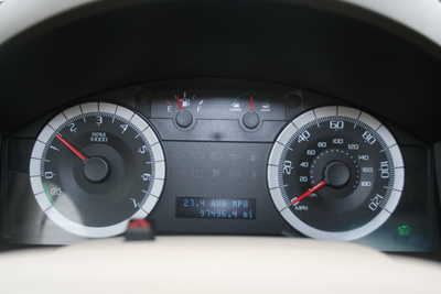 2008 Ford Escape, $6995. Photo 8