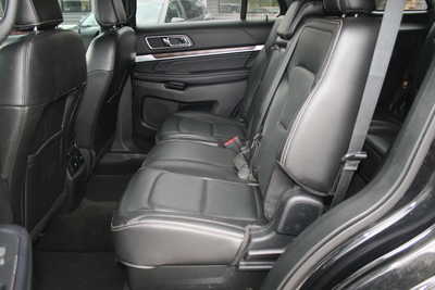 2018 Ford Explorer, $14495. Photo 6