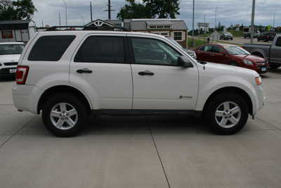 2009 Ford Escape, $9995. Photo 2