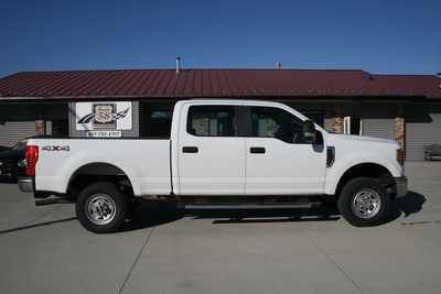 2019 Ford F250 Crew Cab, $32495. Photo 2