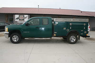 2012 Chevrolet 3500 Ext Cab, $13495. Photo 1