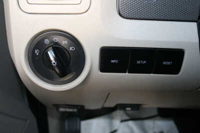 2008 Ford Escape, $3995. Photo 12