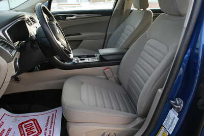 2018 Ford Fusion, $15395. Photo 5