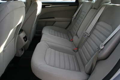 2018 Ford Fusion, $15395. Photo 6