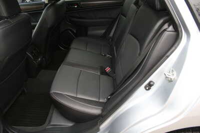 2018 Subaru Outback, $19995. Photo 6