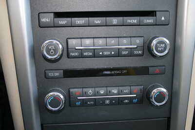 2012 Lincoln MKZ, $7495. Photo 10