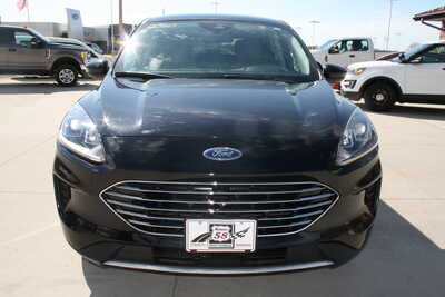 2020 Ford Escape, $21495. Photo 3
