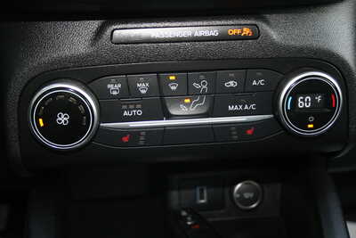2020 Ford Escape, $21495. Photo 11