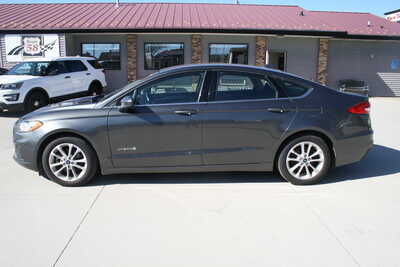 2019 Ford Fusion, $16295. Photo 1