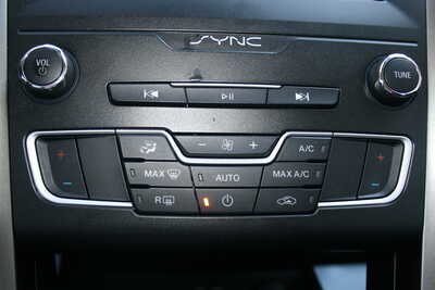 2019 Ford Fusion, $16295. Photo 10