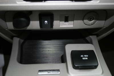 2009 Ford Escape, $9295. Photo 10