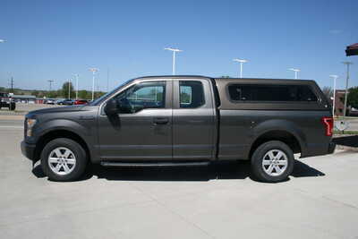 2017 Ford F150 Ext Cab, $17995. Photo 1