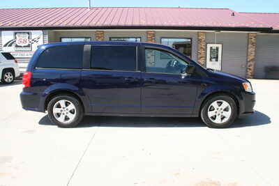 2013 Dodge Caravan, Grand, $10495. Photo 2