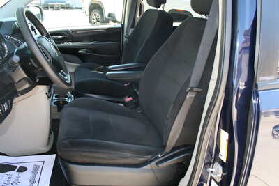 2013 Dodge Caravan, Grand, $10495. Photo 5