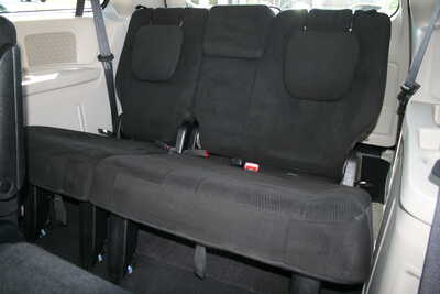 2013 Dodge Caravan, Grand, $10495. Photo 7