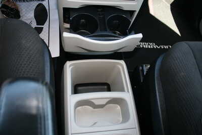 2013 Dodge Caravan, Grand, $10495. Photo 12