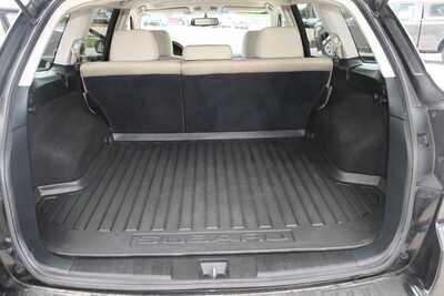 2010 Subaru Outback, $7995. Photo 7