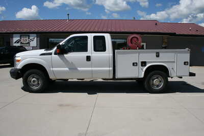 2015 Ford F350 Ext Cab, $21995. Photo 1