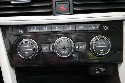 2020 Volkswagen Jetta, $13995. Photo 10
