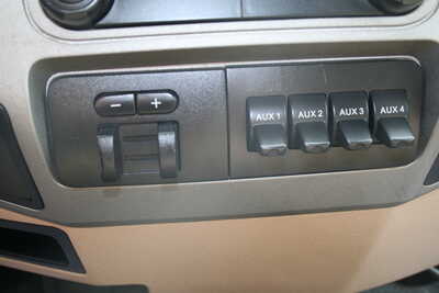 2014 Ford F350 Crew Cab, $29995. Photo 9