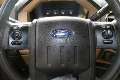 2014 Ford F350 Crew Cab, $29995. Photo 11