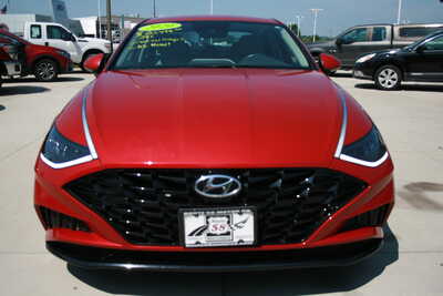 2020 Hyundai Sonata, $20495. Photo 3