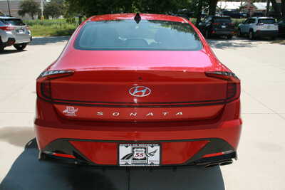 2020 Hyundai Sonata, $20495. Photo 4
