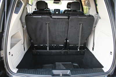 2015 Chrysler Town & Country, $10995. Photo 8