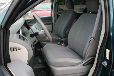 2009 Dodge Caravan, Grand, $5995. Photo 5