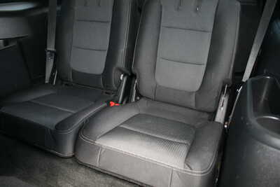 2017 Ford Explorer, $13295. Photo 7