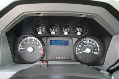 2016 Ford F250 Reg Cab, $29995. Photo 7