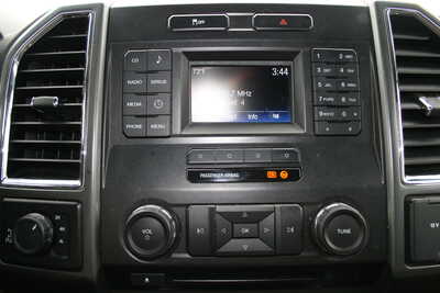 2017 Ford F250 Crew Cab, $35995. Photo 8