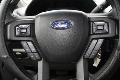 2017 Ford F250 Crew Cab, $35995. Photo 12