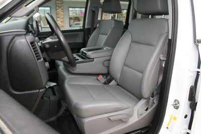 2019 Chevrolet 2500 Ext Cab, $19995. Photo 5