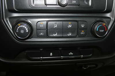 2019 Chevrolet 2500 Ext Cab, $19995. Photo 10
