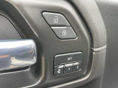 2022 Chevrolet 2500 Crew Cab, $56988. Photo 6