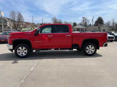 2021 Chevrolet 2500 Crew Cab, $48360. Photo 2