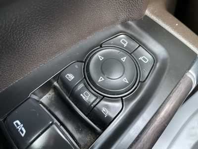 2021 Chevrolet 2500 Crew Cab, $48360. Photo 9