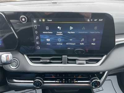 2025 Chevrolet Equinox, $28679. Photo 8