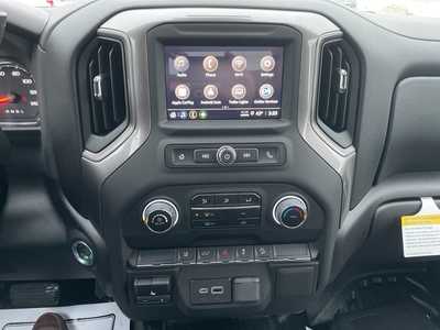 2025 Chevrolet 2500 Crew Cab, $48987. Photo 7