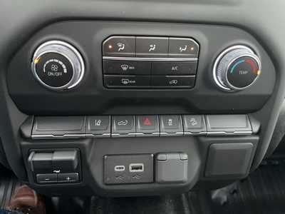 2025 Chevrolet 2500 Reg Cab, $49428. Photo 7