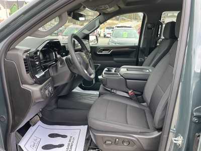 2025 Chevrolet 1500 Crew Cab, $54325. Photo 3