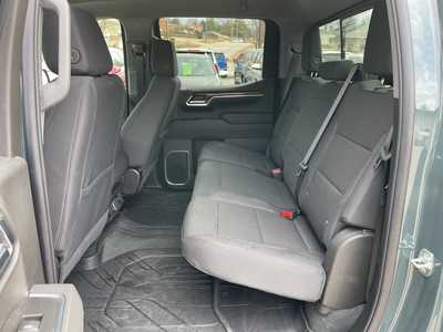 2025 Chevrolet 1500 Crew Cab, $54325. Photo 9