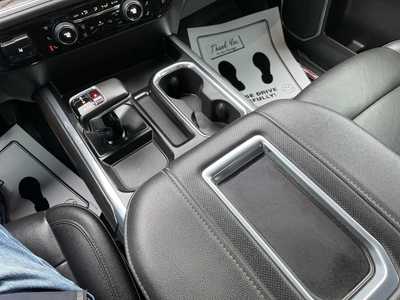 2022 Chevrolet 1500 Crew Cab, $42988. Photo 12