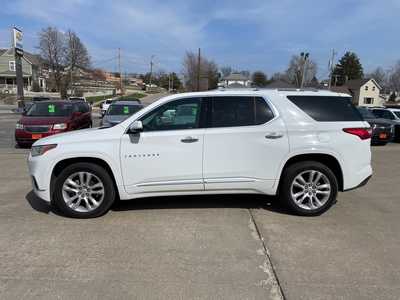 2018 Chevrolet Traverse, $17680. Photo 2