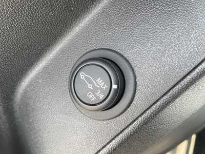 2022 Chevrolet Equinox, $21542. Photo 5