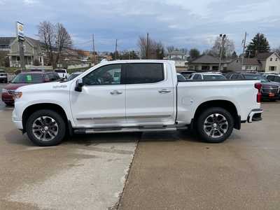 2023 Chevrolet 1500 Crew Cab, $46966. Photo 2