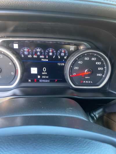 2022 Chevrolet 2500 Crew Cab, $50987. Photo 5